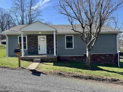 /international/us/110-sunshine-way-fairmont-wv-110106568814/