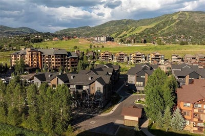 /international/us/2404-cattle-kate-circle-steamboat-springs-co-110100692928/