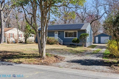 /international/us/44-normandy-lane-newport-news-va-110106299311/