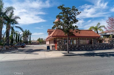 /international/us/8836-sierra-fontana-ca-110106030150/