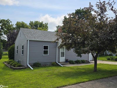 /international/us/823-15th-street-se-mason-city-ia-110101500198/?lang=en