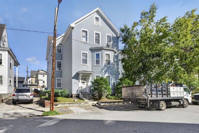 /international/us/17-hevey-street-manchester-nh-110110334382/