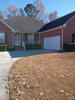 /international/us/126-spalding-circle-goose-creek-sc-110104493641/