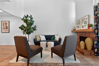 /international/us/23102-kimmore-valencia-ca-110108234880/