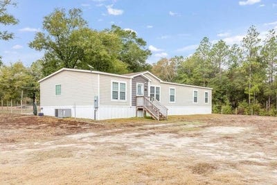 /international/us/6224-old-river-road-baker-fl-110101705807/