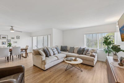 /international/us/721-n-pine-island-plantation-fl-110106435787/