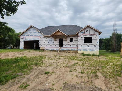 /international/us/33006-hilary-circle-cambridge-twp-mn-110100242125/
