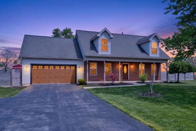 /international/us/232-s-e-street-new-holland-oh-110107483593/