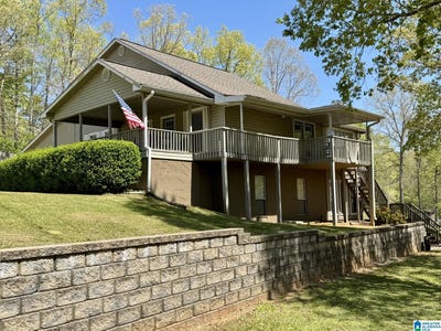 /international/us/111-warren-drive-wedowee-al-110098823100/