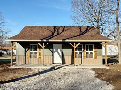 /international/us/904-s-kirkpatrick-street-el-dorado-springs-mo-110107981167/