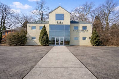 /international/us/2131-richmond-road-staten-island-ny-110105524809/