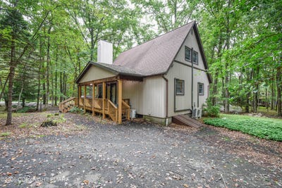 /international/us/170-keats-lane-albrightsville-pa-110119967378/