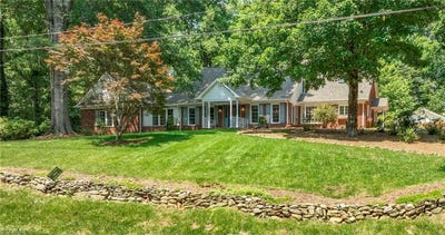 /international/us/465-forest-drive-wilkesboro-nc-110100215459/?lang=en