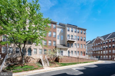 /international/us/2664-manhattan-place-vienna-va-110107408079/