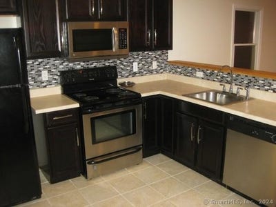 /international/us/95-highview-avenue-stamford-ct-110108202127/