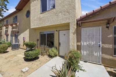 /international/us/1700-e-ave-q-14-palmdale-ca-110107549956/