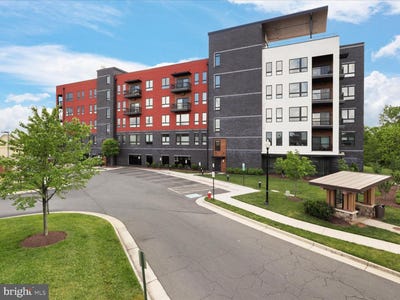 /international/us/44691-wellfleet-drive-ashburn-va-110120721202/