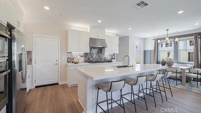 /international/us/2164-aneto-way-santa-paula-ca-110108691911/