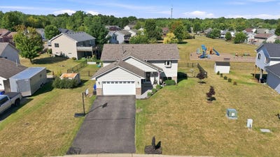 /international/us/315-martell-street-somerset-wi-110120123869/