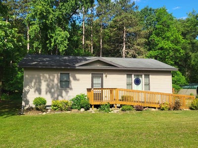 /international/us/975-county-road-z-arkdale-wi-110108886934/