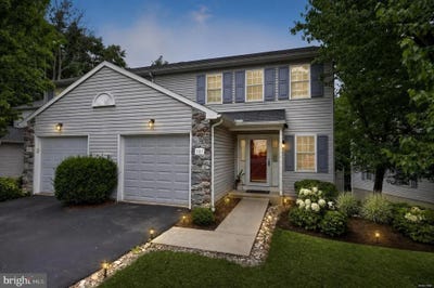 /international/us/101-topland-drive-lancaster-pa-110109058610/