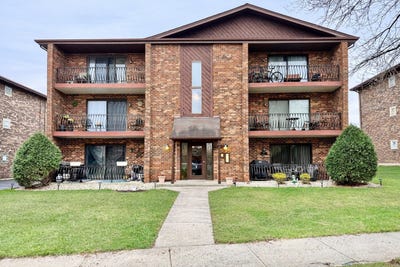 /international/us/7925-paxton-avenue-tinley-park-il-110107205707/