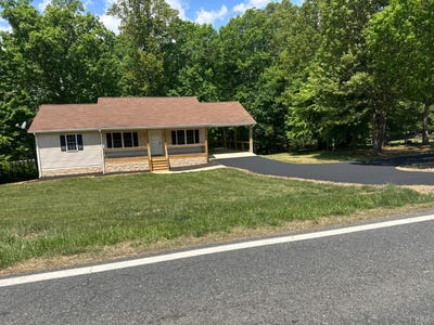 /international/us/4469-pumping-station-rd-appomattox-va-110108092760/