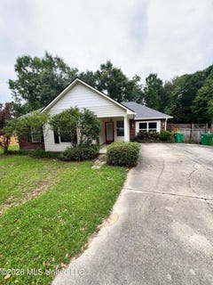 /international/us/13509-saint-martin-drive-ocean-springs-ms-110108477943/