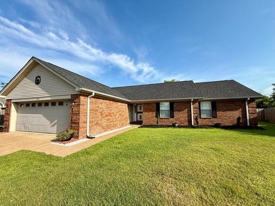 /international/us/1302-windover-lane-west-memphis-ar-110101230869/