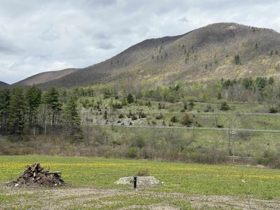 /international/us/castleton-road-west-rutland-vt-110106804235/