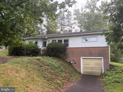 /international/us/210-fern-avenue-willow-grove-pa-110109409186/