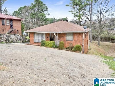 /international/us/6536-cherokee-drive-fairfield-al-110106472774/