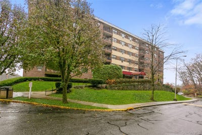 /international/us/100-diplomat-drive-mount-kisco-ny-110106226604/