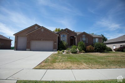 /international/us/1825-n-3450-w-plain-city-ut-110109928058/