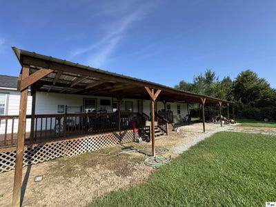 /international/us/227-elam-woods-road-winnsboro-la-110119731296/