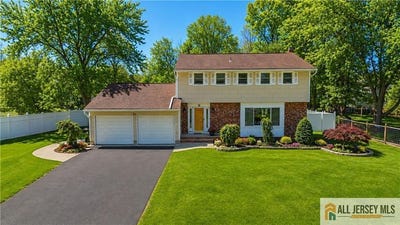 /international/us/9-braddock-street-east-brunswick-nj-110108408353/