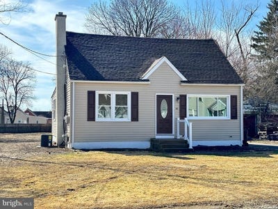 /international/us/60-roberts-avenue-clayton-nj-110106370985/