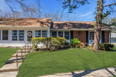 /international/us/500b-thornbury-court-lakewood-nj-110107228969/