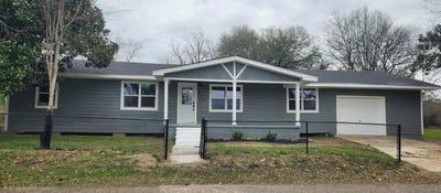 /international/us/124-ida-street-beckville-tx-110106306221/
