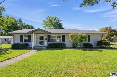 /international/us/401-meadows-drive-terre-haute-in-110120516563/