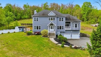 /international/us/45-whitetail-run-chester-ny-110108232244/