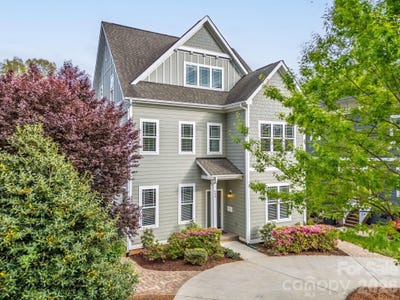 /international/us/609-welker-street-charlotte-nc-110107157880/