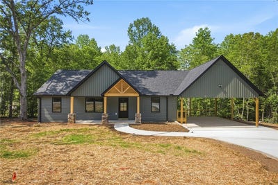 /international/us/209-castlebrook-drive-walhalla-sc-110108234555/