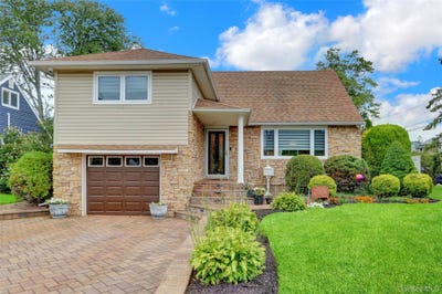 /international/us/2335-grand-avenue-bellmore-ny-110107831855/