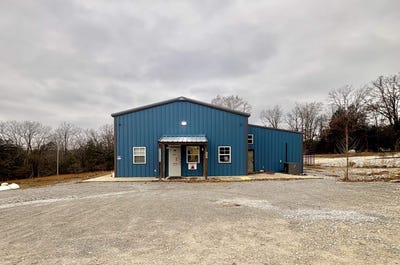 /international/us/908-us-167-highway-cave-city-ar-110104025942/