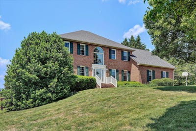 /international/us/341-sommersby-ln-troutville-va-110108165096/