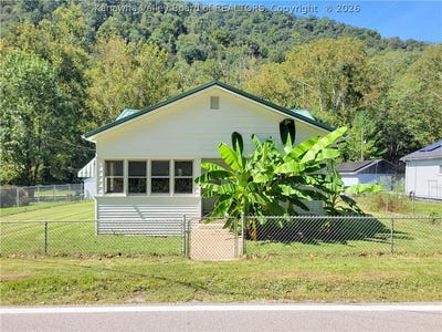 /international/us/983-cannelton-hollow-road-cannelton-wv-110120460878/