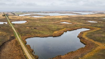 /international/us/tbd-8th-avenue-nw-butte-nd-110103225823/
