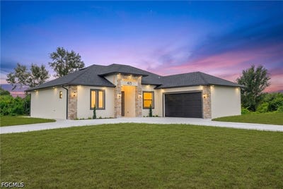 /international/us/415-chamonix-avenue-s-lehigh-acres-fl-110110404906/
