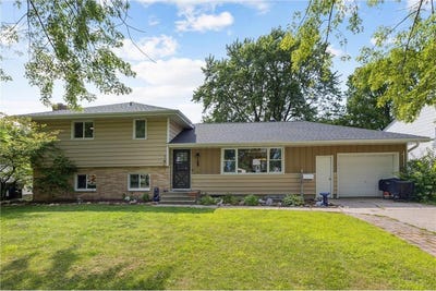 /international/us/1805-knight-avenue-n-glencoe-mn-110101509332/